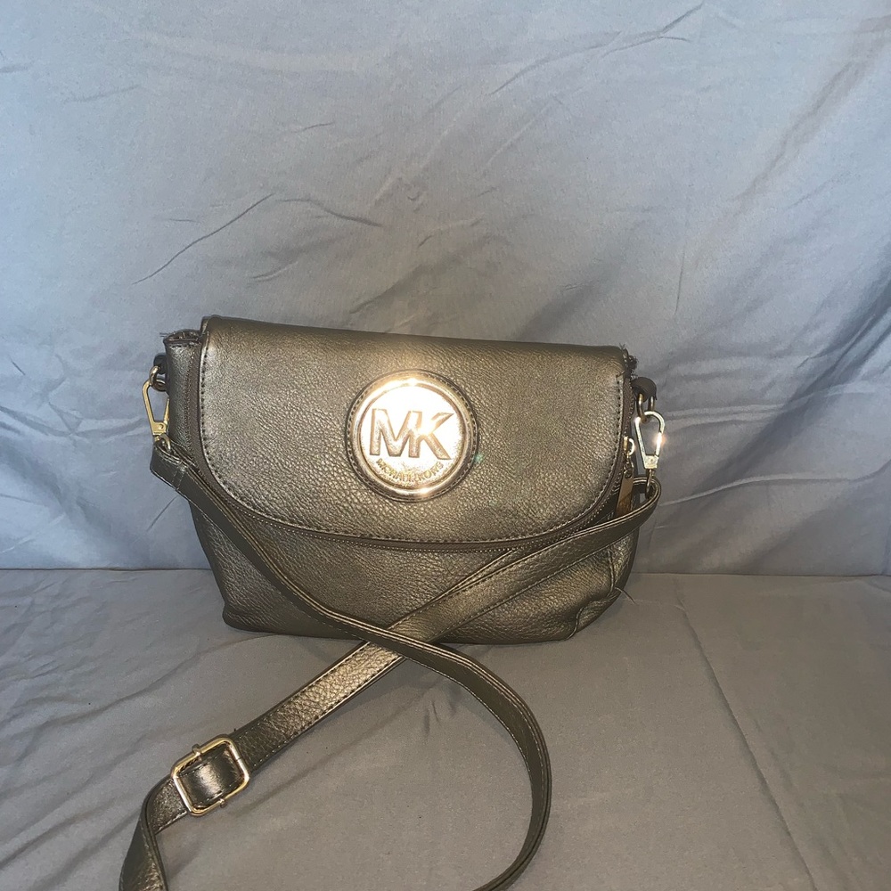 Micheal kors purse